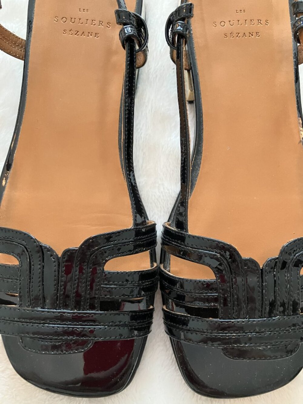 Sezane's Low Josepha Sandal Flats in Black Patent Fr 37, US 6 (really a US 7) - Picture 9 of 14